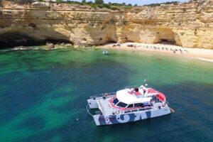 Albufeira Beach BBQ with Caves and Coastline Cruise